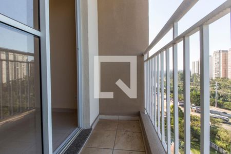 Sacada de apartamento para alugar com 2 quartos, 60m² em Jardim Tupanci, Barueri