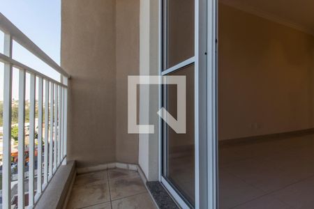 Sacada de apartamento para alugar com 2 quartos, 60m² em Jardim Tupanci, Barueri
