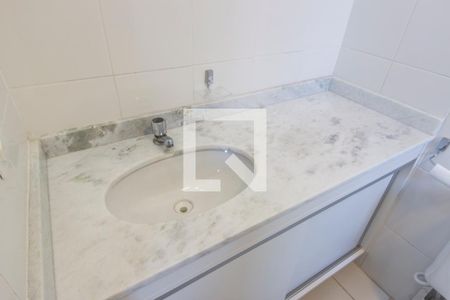 Apartamento para alugar com 60m², 2 quartos e 1 vagaDetalhe do Banheiro da Suite