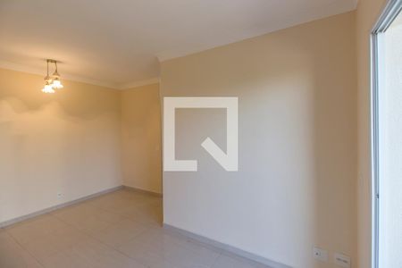 Sala de TV de apartamento para alugar com 2 quartos, 60m² em Jardim Tupanci, Barueri