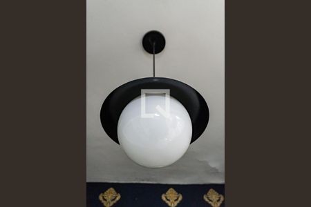 Casa à venda com 159m², 4 quartos e 2 vagas Casa à venda com 159m², 4 quartos e 2 vagasQuarto Detalhe