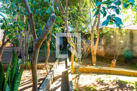 Casa à venda com 159m², 4 quartos e 2 vagas Casa à venda com 159m², 4 quartos e 2 vagasJardim