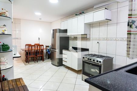 Casa à venda com 159m², 4 quartos e 2 vagas Casa à venda com 159m², 4 quartos e 2 vagasCozinha