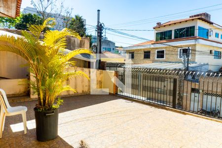 Casa à venda com 159m², 4 quartos e 2 vagas Casa à venda com 159m², 4 quartos e 2 vagasvaranda