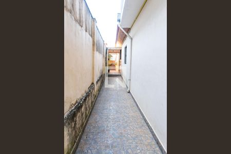 Casa à venda com 159m², 4 quartos e 2 vagas Casa à venda com 159m², 4 quartos e 2 vagasCorredor