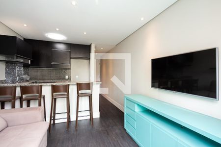 Sala/Cozinha de apartamento para alugar com 1 quarto, 50m² em Indianópolis, São Paulo