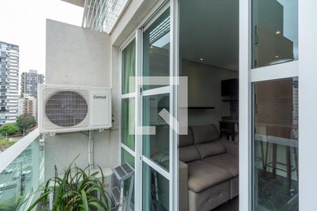 Varanda de apartamento para alugar com 1 quarto, 50m² em Indianópolis, São Paulo