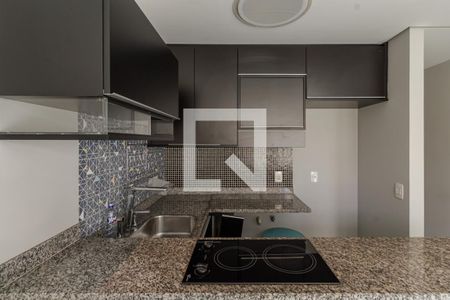 Cozinha de apartamento para alugar com 1 quarto, 50m² em Indianópolis, São Paulo