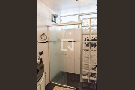 Apartamento para alugar com 124m², 3 quartos e 1 vaga Apartamento para alugar com 124m², 3 quartos e 1 vagaBanheiro da suíte