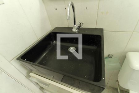 Apartamento à venda com 72m², 2 quartos e 1 vagaDetalhe Banheiro