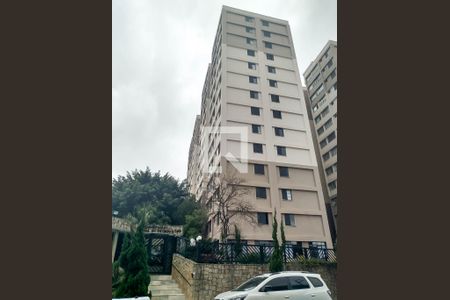 Apartamento à venda com 72m², 2 quartos e 1 vagaFachada