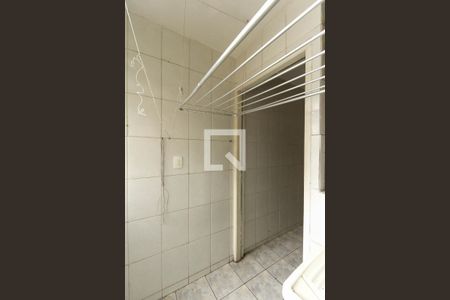 Apartamento à venda com 72m², 2 quartos e 1 vagaÁrea de Serviço