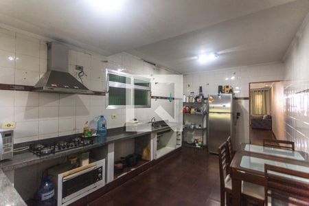 Casa à venda com 190m², 4 quartos e 2 vagasCozinha