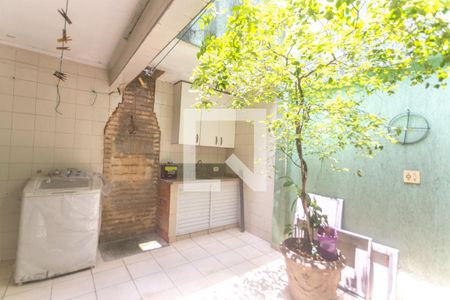 Casa à venda com 190m², 4 quartos e 2 vagasÁrea de serviço