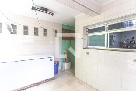 Casa à venda com 190m², 4 quartos e 2 vagasQuintal