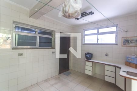 Casa à venda com 190m², 4 quartos e 2 vagasQuintal