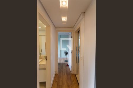 Corredor de apartamento à venda com 3 quartos, 182m² em Sion, Belo Horizonte