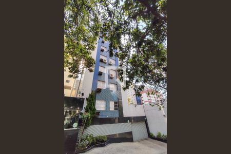 Apartamento à venda com 70m², 3 quartos e 2 vagasFachada