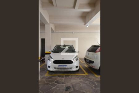Garagem de apartamento para alugar com 3 quartos, 100m² em Menino Deus, Porto Alegre