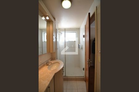 Apartamento para alugar com 100m², 3 quartos e 1 vagaBanheiro da Suíte
