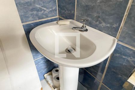 Casa à venda com 250m², 2 quartos e 3 vagasBanheiro da Suíte 1