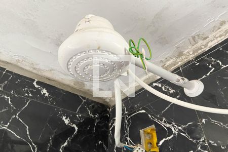 Casa à venda com 250m², 2 quartos e 3 vagasBanheiro da Suíte 2