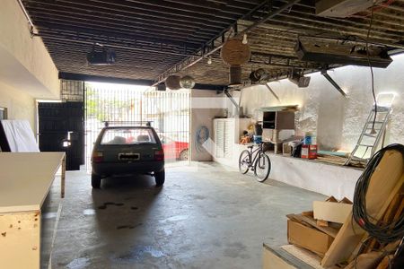 Casa à venda com 250m², 2 quartos e 3 vagasGaragem