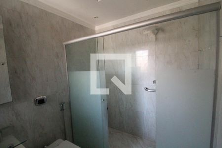 Casa à venda com 280m², 5 quartos e 3 vagasBanheiro 2