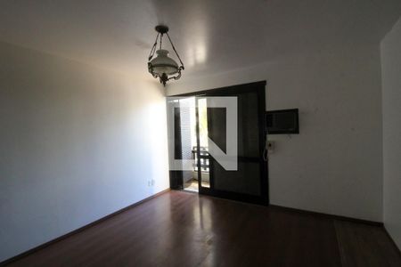Casa à venda com 280m², 5 quartos e 3 vagasQuarto Suíte