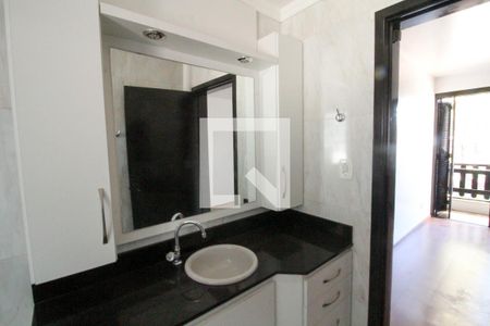 Casa à venda com 280m², 5 quartos e 3 vagasBanheiro da Suíte