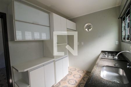 Casa à venda com 280m², 5 quartos e 3 vagasCozinha