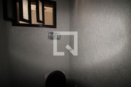 Casa à venda com 280m², 5 quartos e 3 vagasBanheiro Social