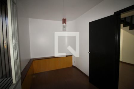 Quarto 1 de casa à venda com 5 quartos, 280m² em Centro, Canoas