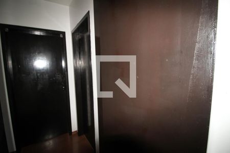 Casa à venda com 280m², 5 quartos e 3 vagasCloset