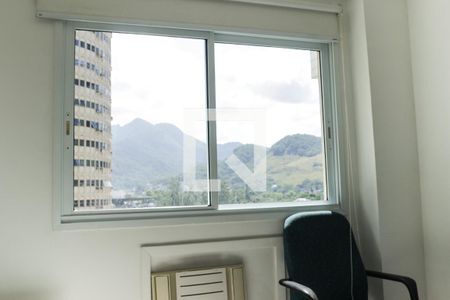 Apartamento à venda com 65m², 2 quartos e 1 vaga Apartamento à venda com 65m², 2 quartos e 1 vagaSuíte