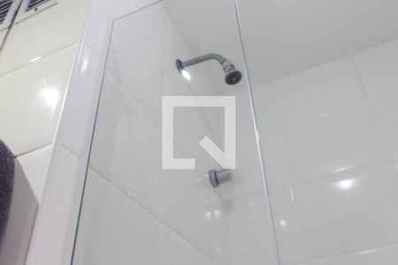 Apartamento à venda com 65m², 2 quartos e 1 vaga Apartamento à venda com 65m², 2 quartos e 1 vagaBanheiro da Suíte