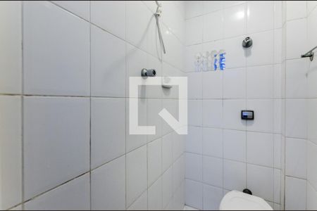 Apartamento para alugar com 66m², 2 quartos e 1 vaga Apartamento para alugar com 66m², 2 quartos e 1 vagaBanheiro de serviço