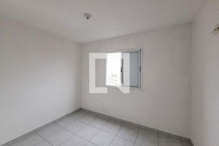 Suíte de apartamento para alugar com 3 quartos, 88m² em Vila Antonieta, São Paulo