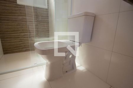 Apartamento para alugar com 45m², 2 quartos e 1 vaga Apartamento para alugar com 45m², 2 quartos e 1 vagaBanheiro
