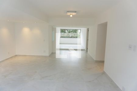 Sala de apartamento para alugar com 4 quartos, 160m² em Morro dos Ingleses, São Paulo