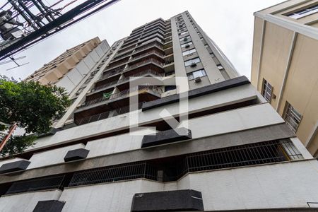 Apartamento à venda com 140m², 2 quartos e 2 vagas Apartamento à venda com 140m², 2 quartos e 2 vagasFachada
