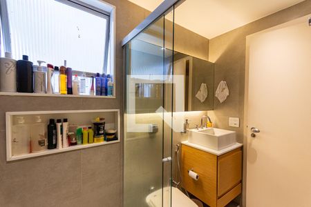 Apartamento à venda com 140m², 2 quartos e 2 vagas Apartamento à venda com 140m², 2 quartos e 2 vagasBanheiro Social