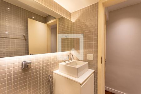 Apartamento à venda com 140m², 2 quartos e 2 vagas Apartamento à venda com 140m², 2 quartos e 2 vagasBanheiro da Suíte 2