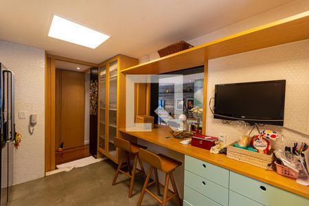 Apartamento à venda com 140m², 2 quartos e 2 vagas Apartamento à venda com 140m², 2 quartos e 2 vagasCozinha