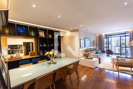 Sala de apartamento para alugar com 2 quartos, 140m² em Icaraí, Niterói