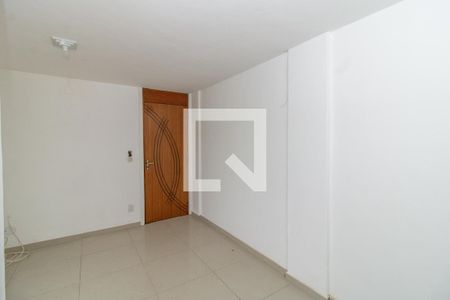 Sala de apartamento para alugar com 3 quartos, 68m² em Praia da Bandeira, Rio de Janeiro