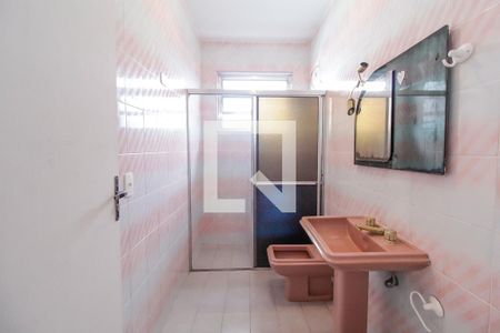 Casa à venda com 200m², 3 quartos e 2 vagas Casa à venda com 200m², 3 quartos e 2 vagasCasa 2 Banheiro 2