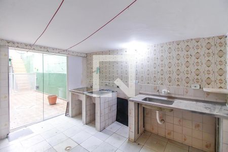 Casa à venda com 200m², 3 quartos e 2 vagas Casa à venda com 200m², 3 quartos e 2 vagasCasa 1 Área de Serviço