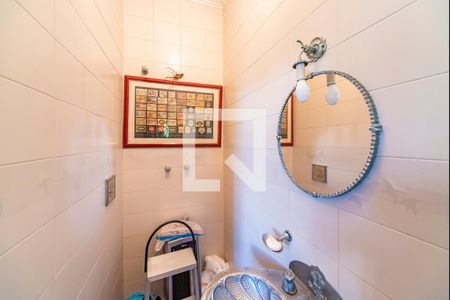 Casa à venda com 900m², 3 quartos e 10 vagasLavabo