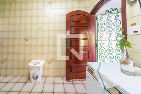 Casa à venda com 900m², 3 quartos e 10 vagasÁrea de Serviço